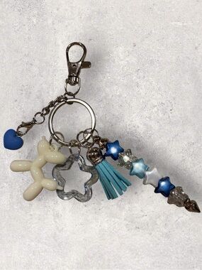 Balloon Dog and Star Keychain